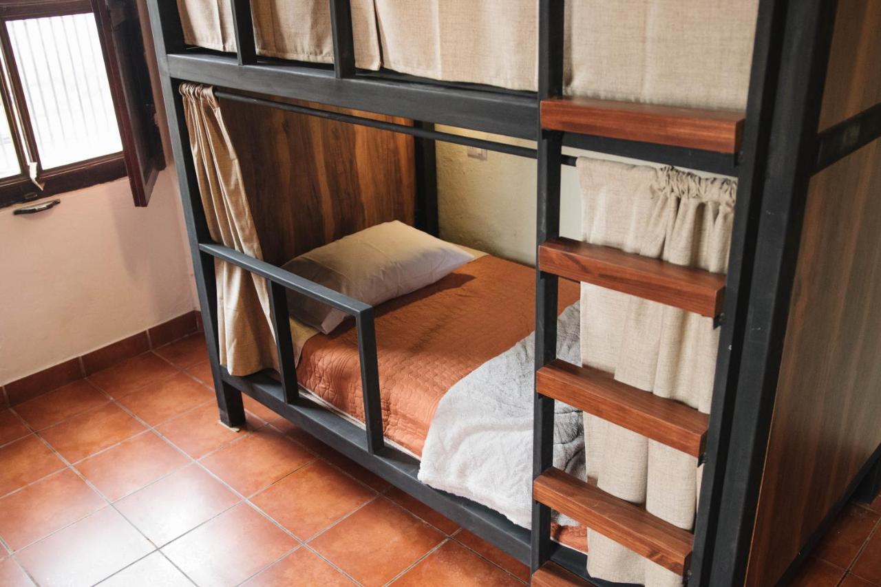 Flore Hostel Antigua Zewnętrze zdjęcie